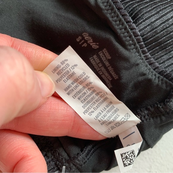 Aerie Black Shine Ribbed Banded Bikini Top Size Small NWT - Picture 13 of 15
